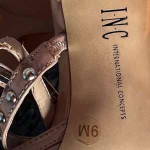 pink heels, INC INTERNATIONAL CONCEPTS, kitten heel with rhinestones
